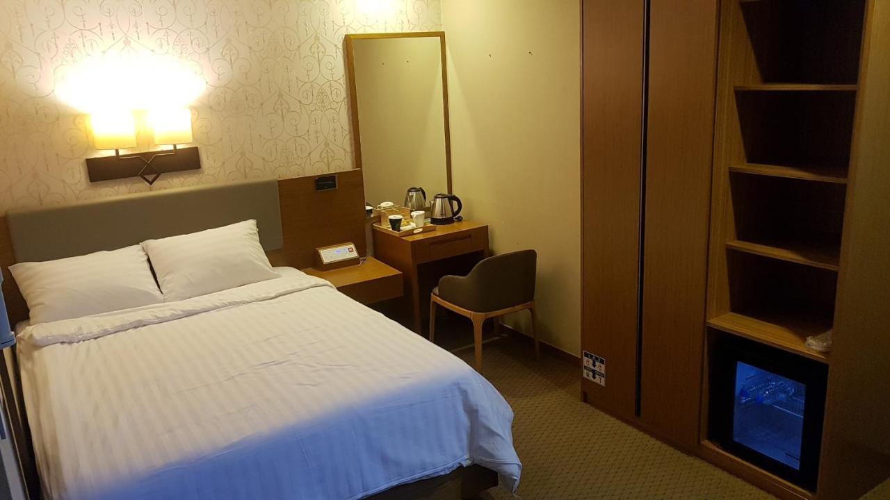 Mohenic Hotel Seoul Myeongdong Exteriör bild